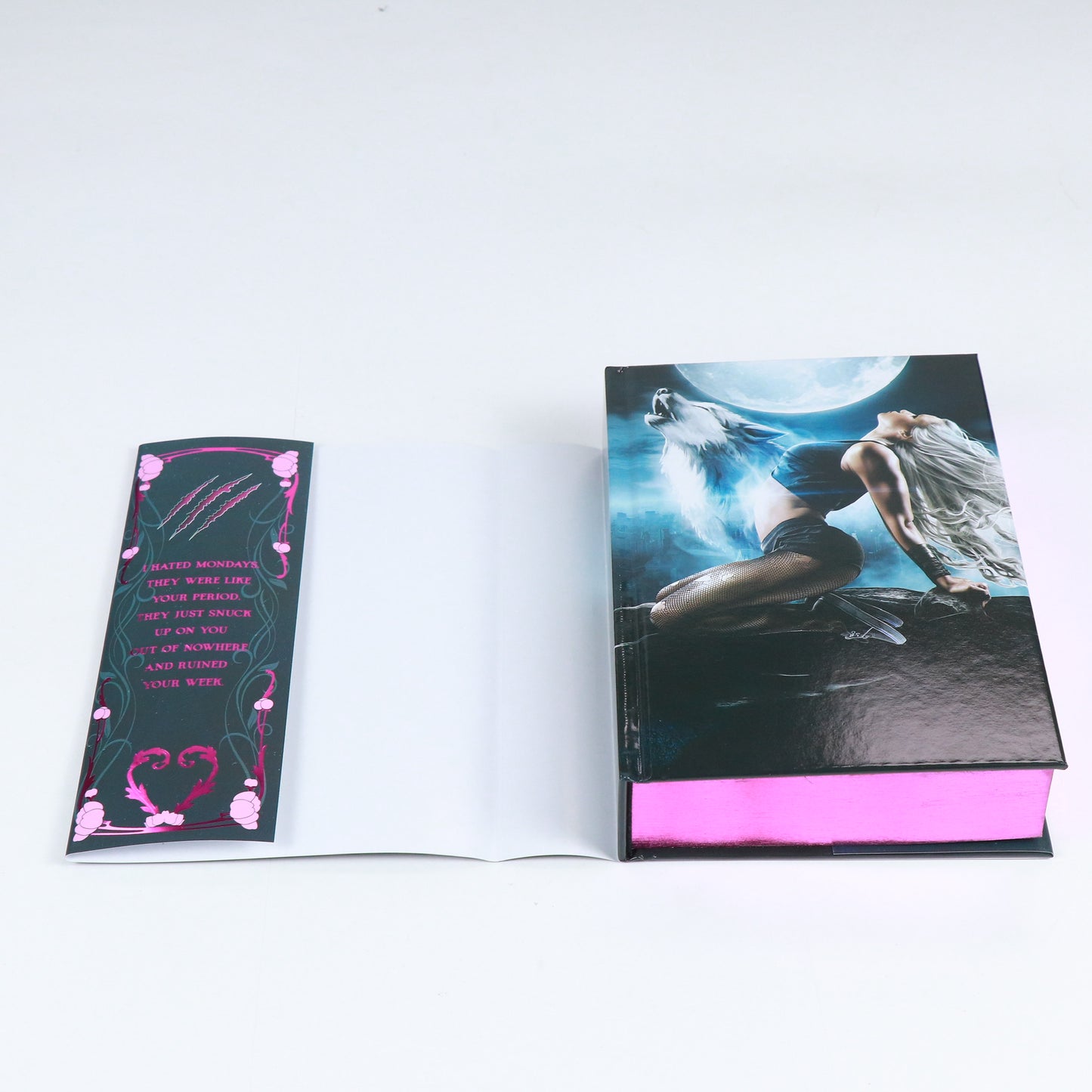 Wolf Girl Special Edition OMNIBUS Hardback