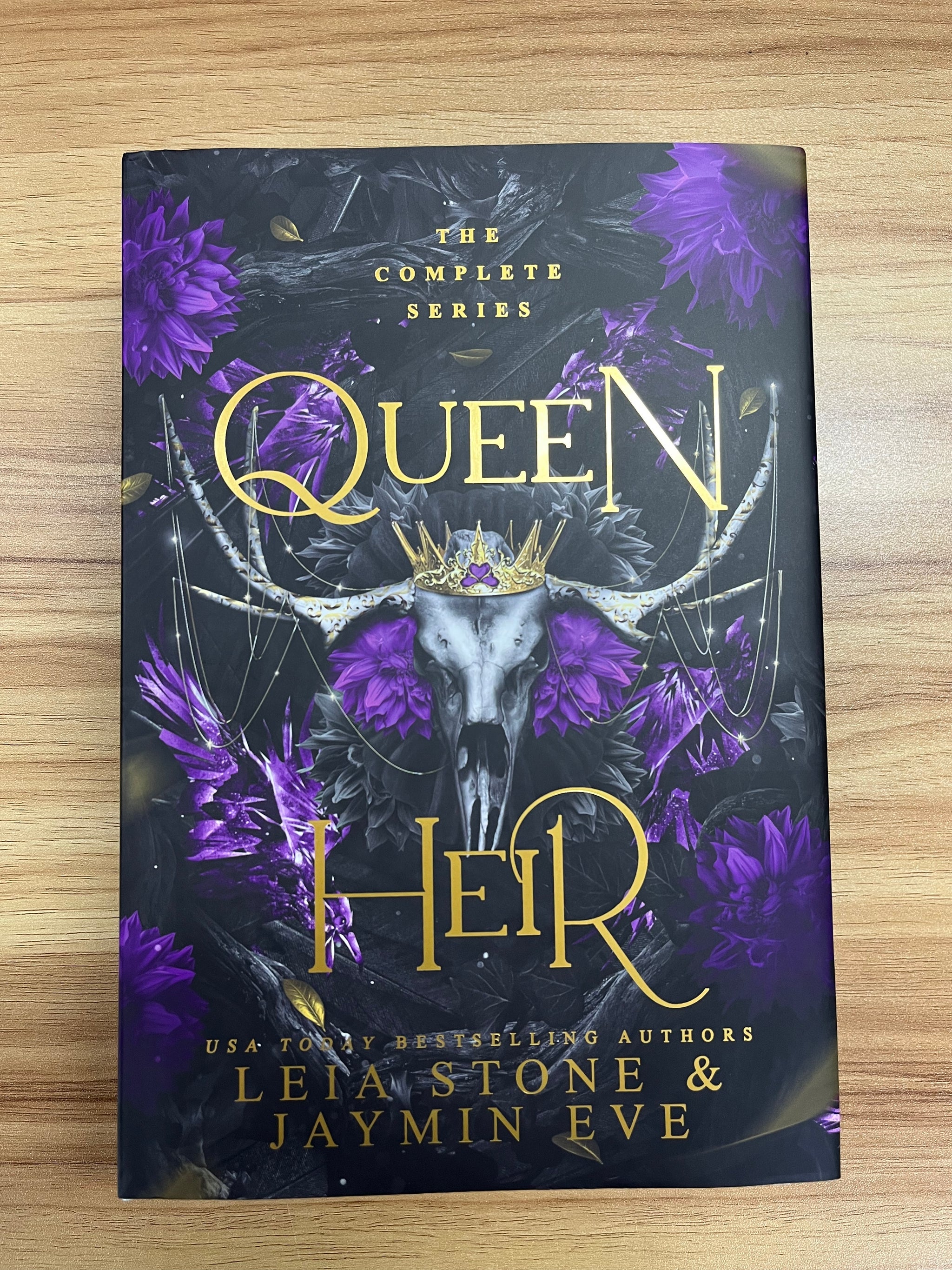 Queen Heir Special Edition OMNIBUS - Preorder